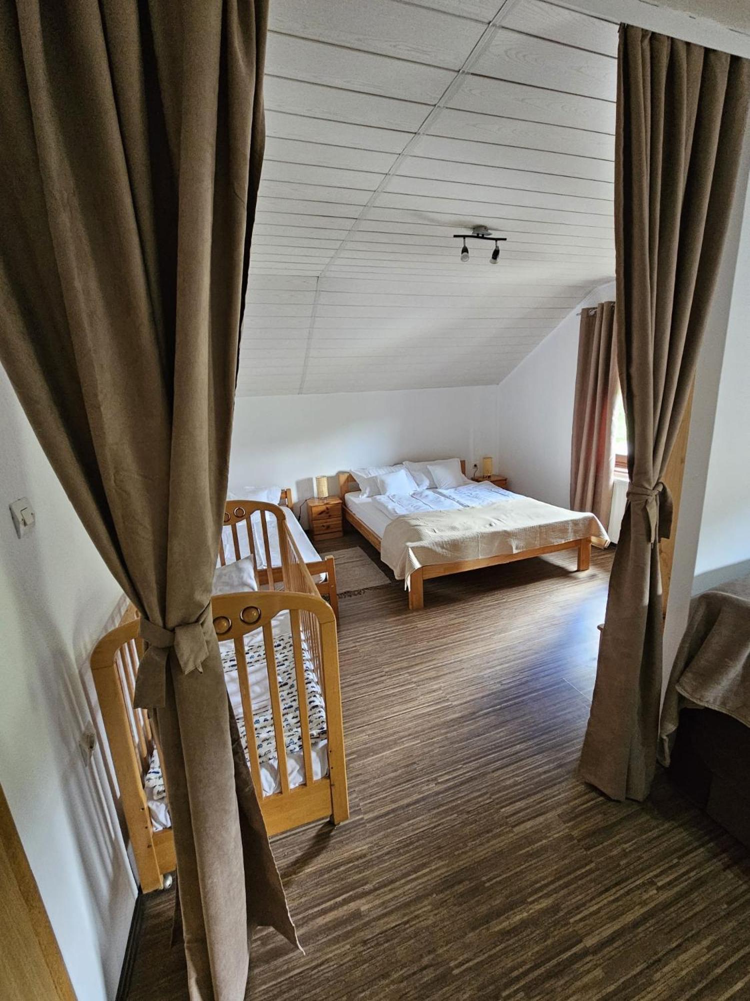 House Petra Apartment Раковица Екстериор снимка